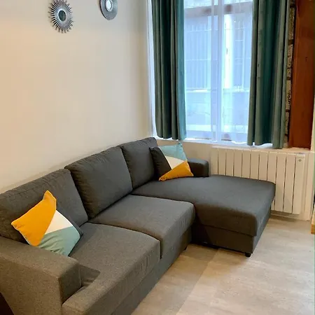 Centre -001 Apartment