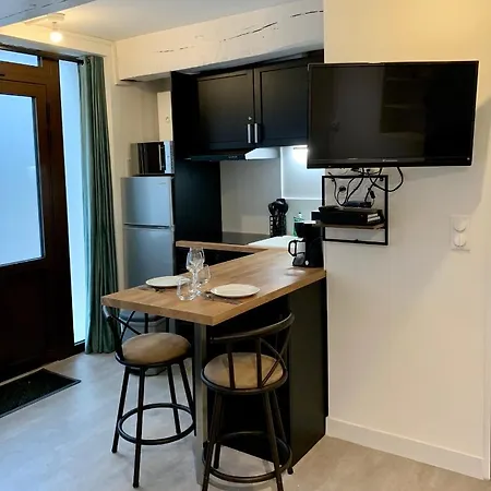 Apartment Centre -001 Rouen