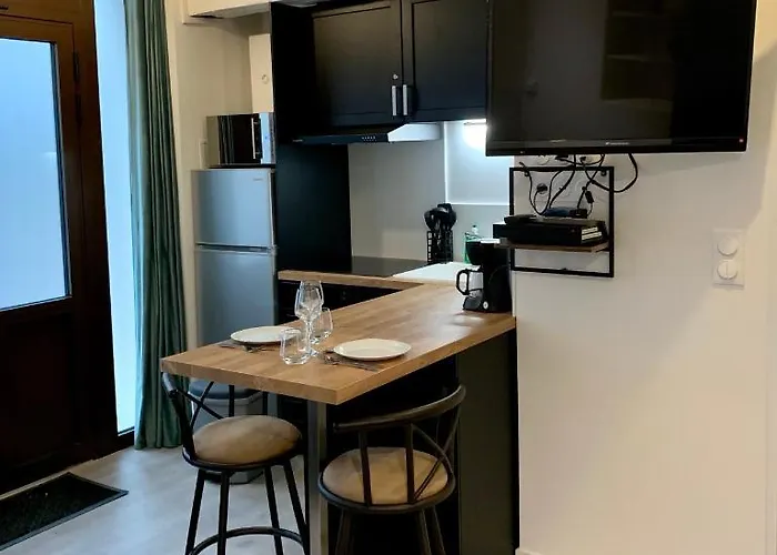 Apartment Centre -001 Rouen